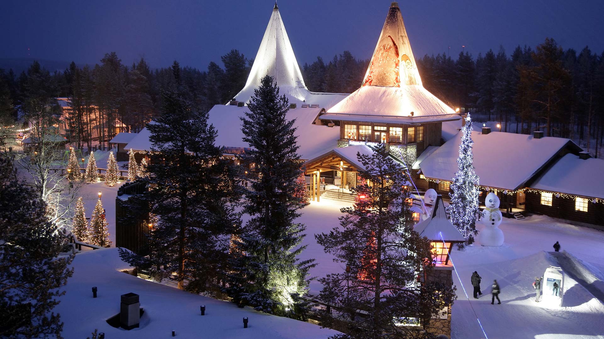 Santa Claus Village in Finnish Lapland. Xmas at North Pole : Nordic Visitor