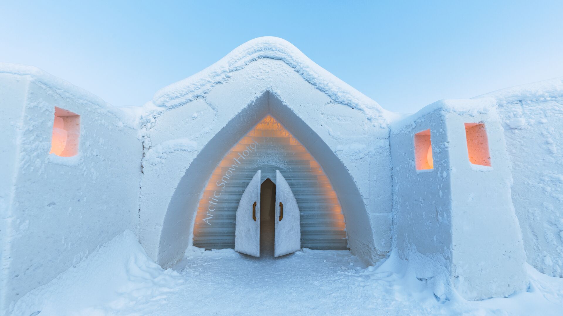 The Arctic SnowHotel ©Arctic SnowHotel & Glass Igloos